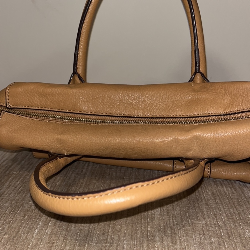 Isaac Mizerahi handbag caramel color long strap and short handles - Picture 11 of 13